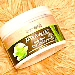 Taliah Waajid Curl Definer